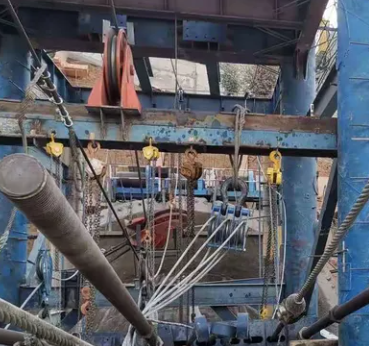金安金沙江大橋貓道搭建起重滑車(chē)的應(yīng)用